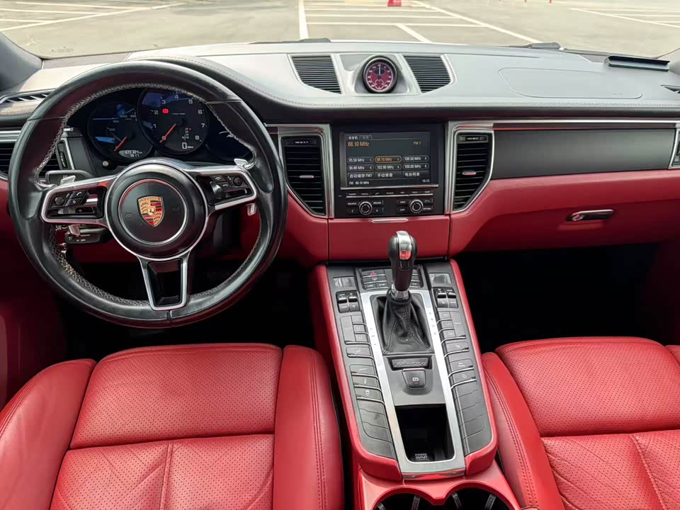 Porsche Macan Porsche Macan