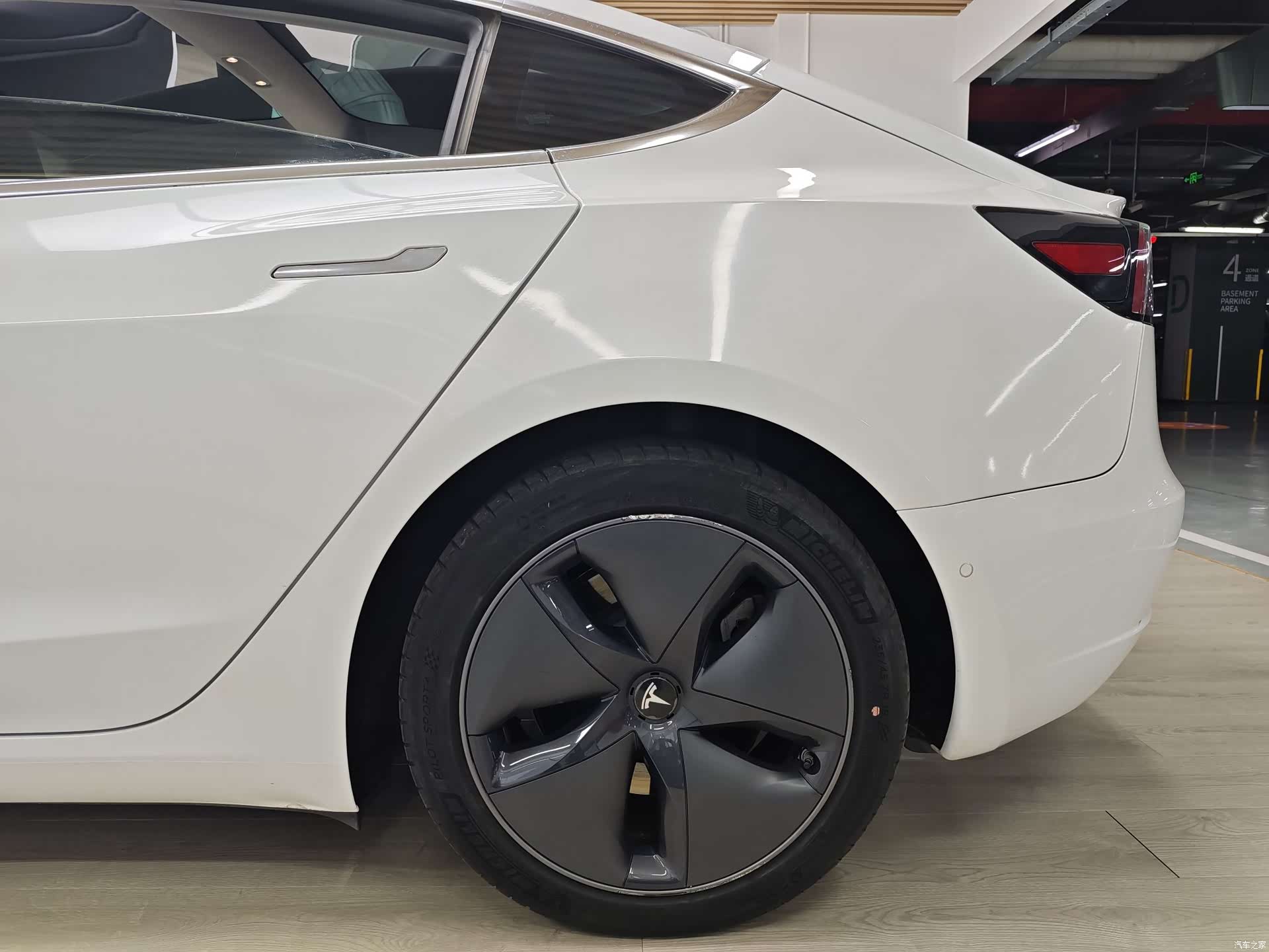 Tesla Model 3, 2020 52