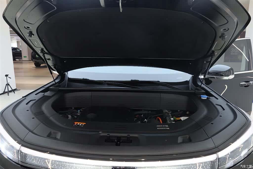 Geely M9, 2025 20