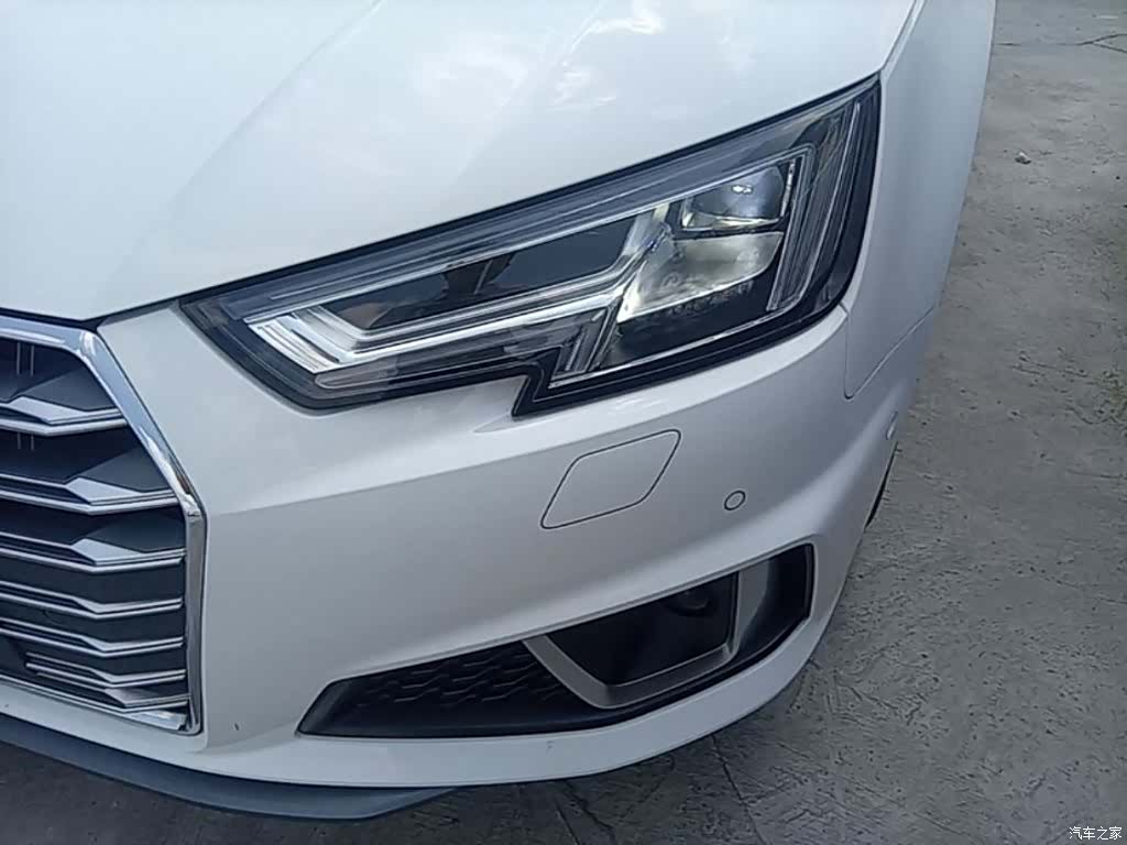 Audi A4L, 2019 24