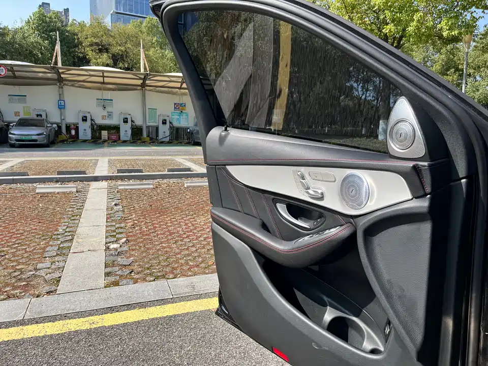 Mercedes-Benz GLC AMG