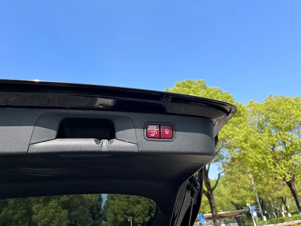 Mercedes-Benz GLC AMG