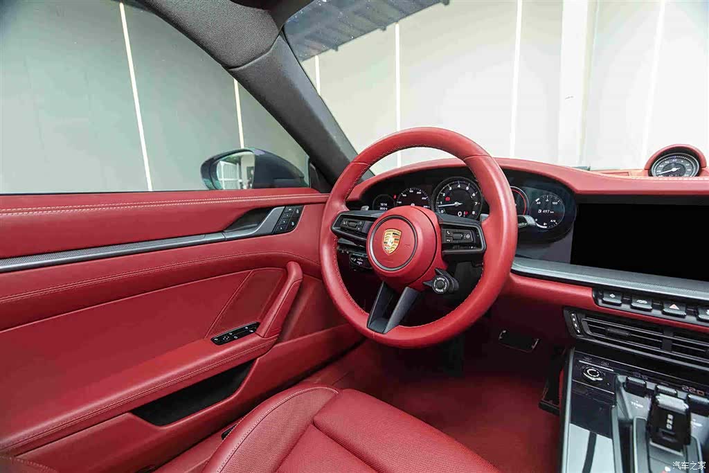 Porsche 911, 2023 12