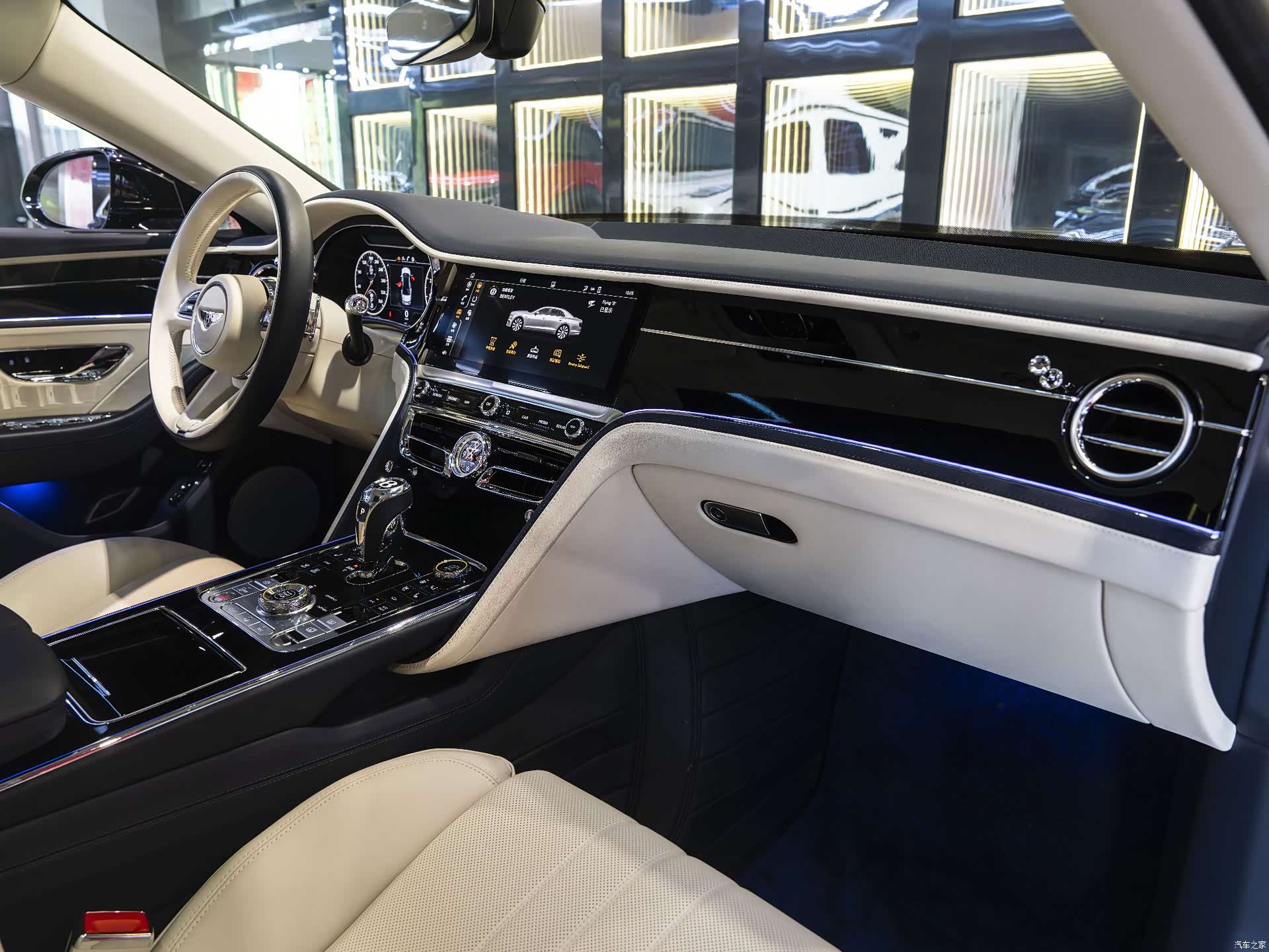 Bentley Flying Spur, 2024 16
