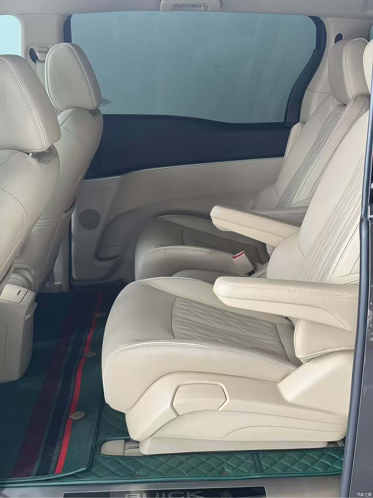 Buick GL8, 2024 12