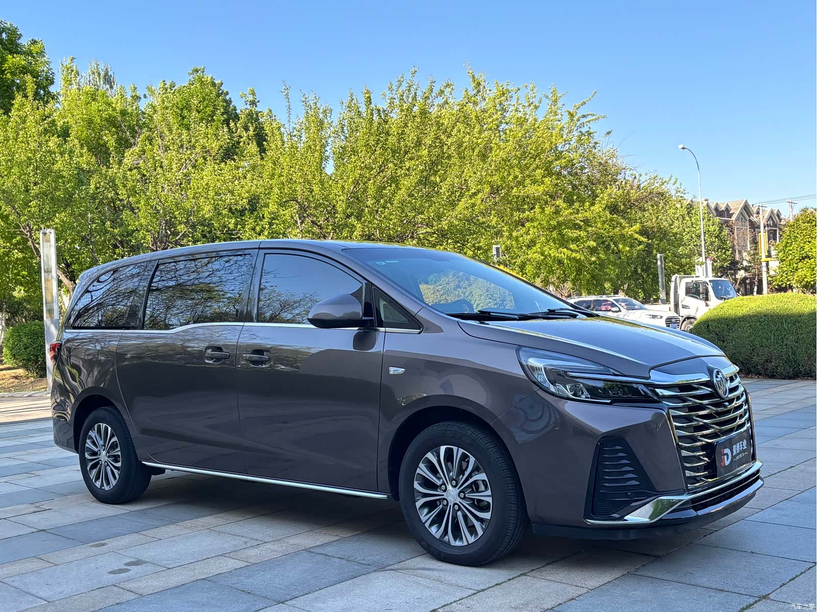 Buick GL8, 2022 6