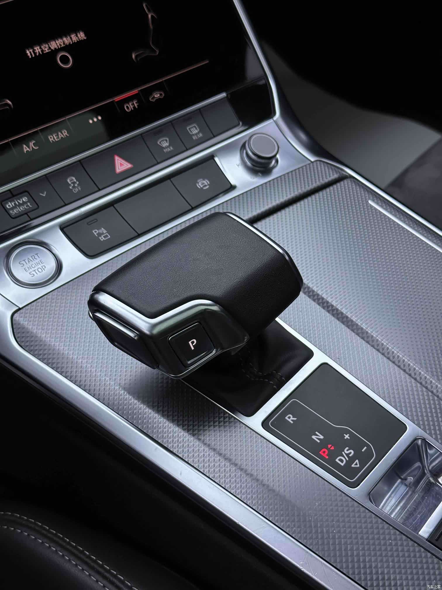 Audi A6L, 2019 6