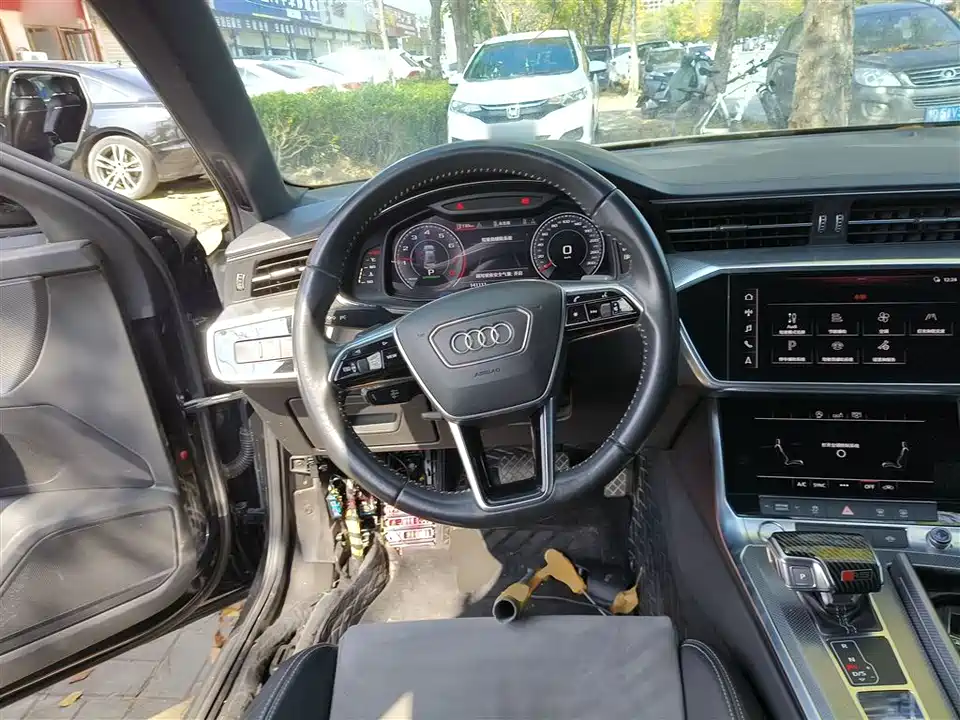 Audi A6L