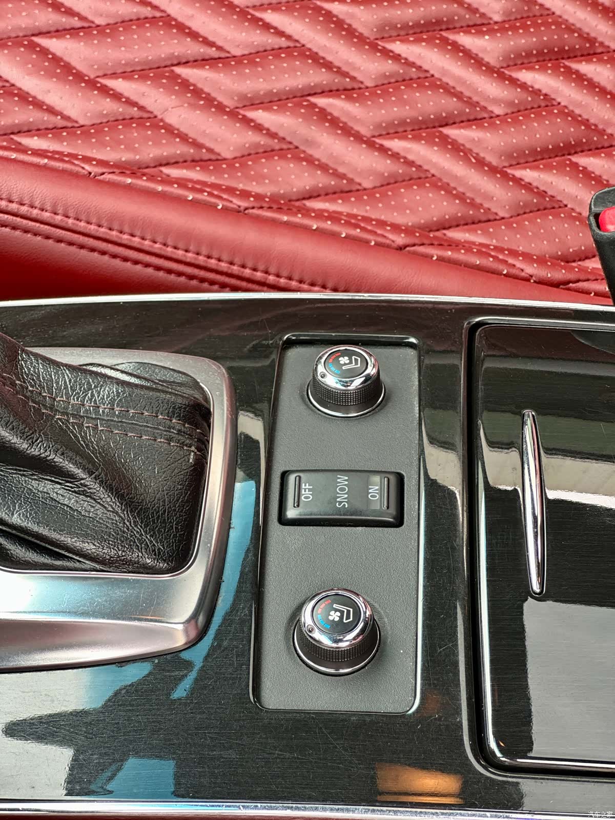 Infiniti FX37, 2012 36