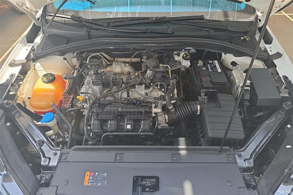Roewe i5, 2023 10