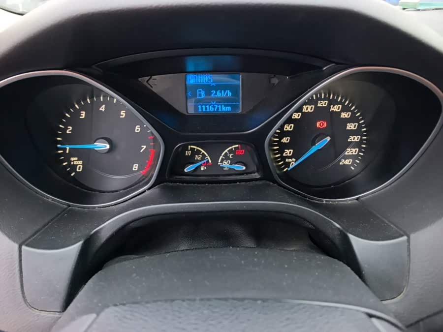 Ford Focus 2015, фото 11