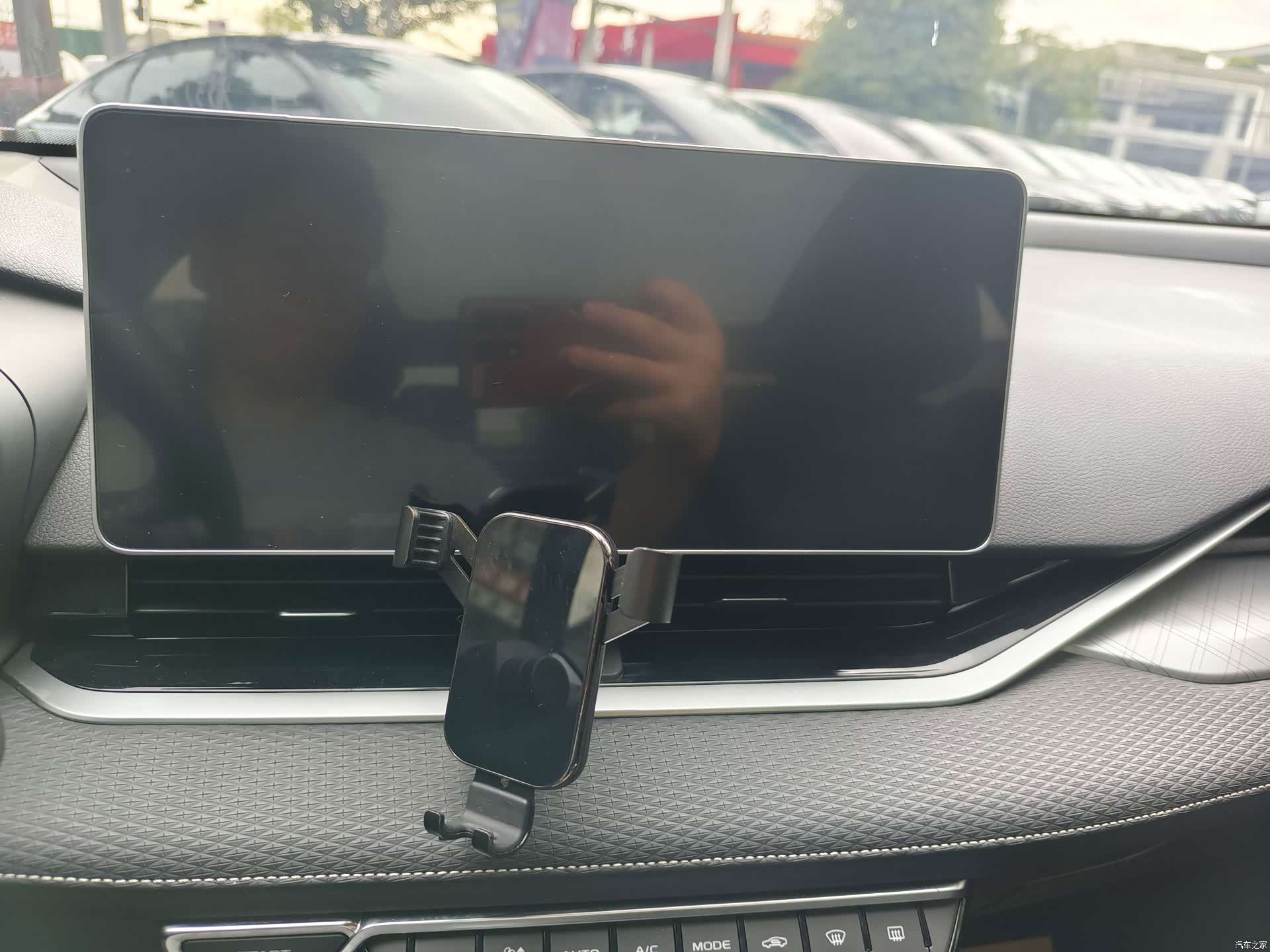 Geely Preface, 2020 15