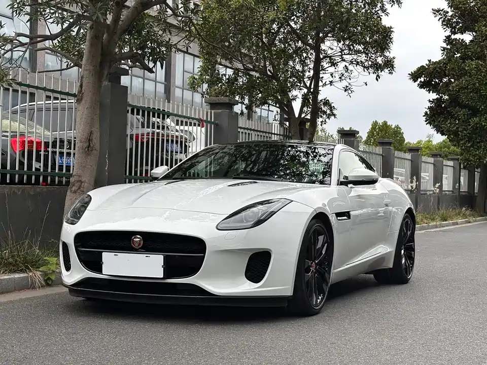 Jaguar F-TYPE
