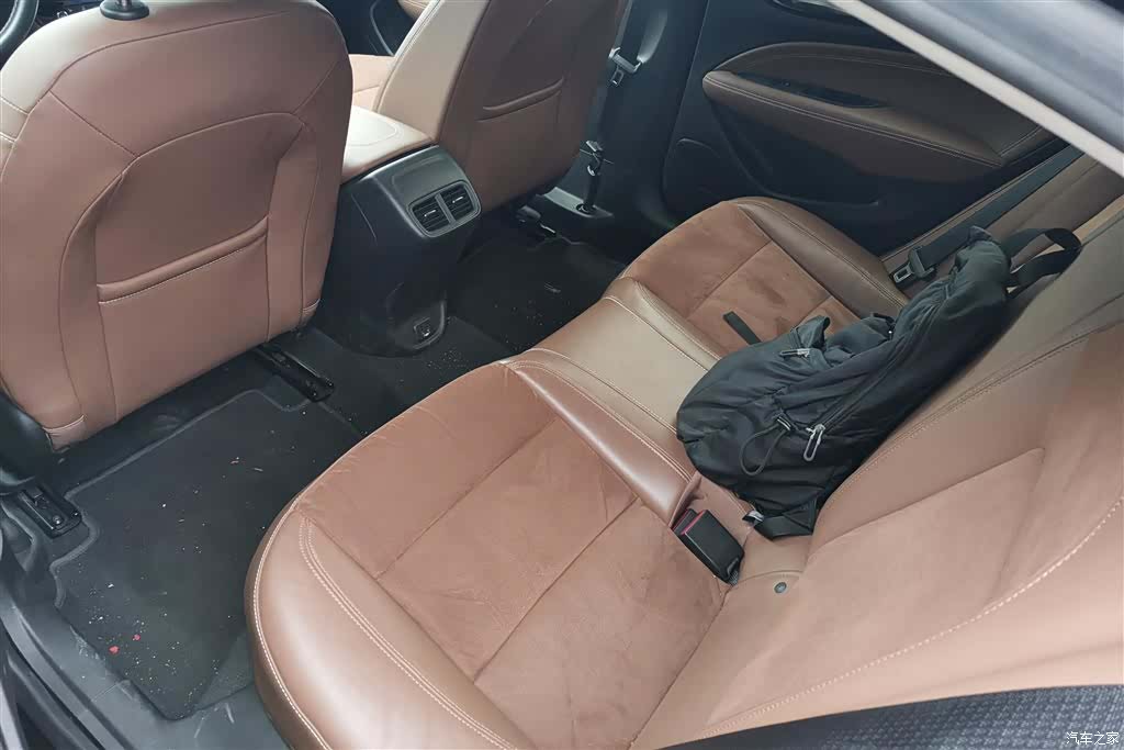 Buick Regal, 2019 11