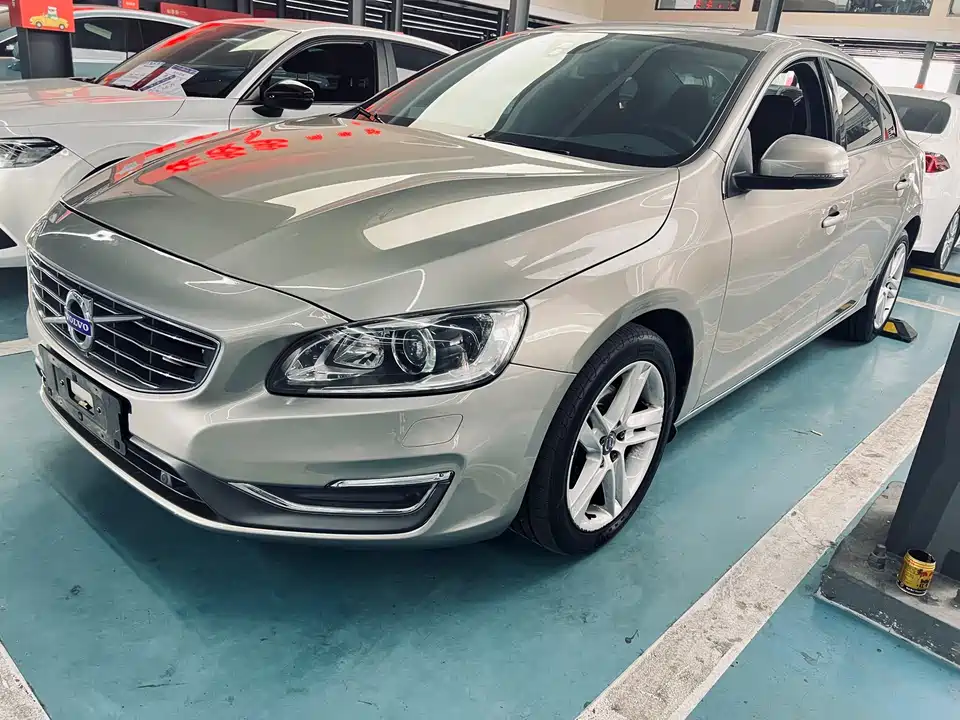 Volvo S60