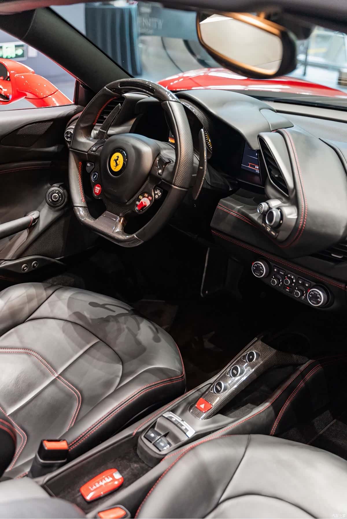 Ferrari 488, 2018 17