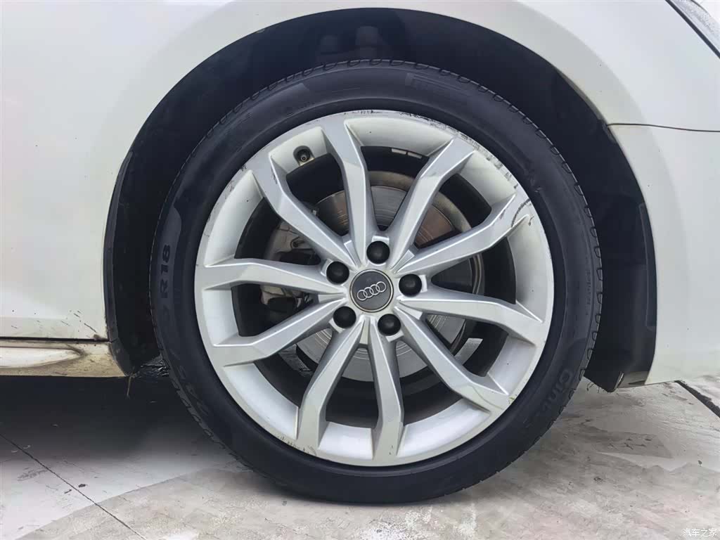 Audi A4L, 2018 25