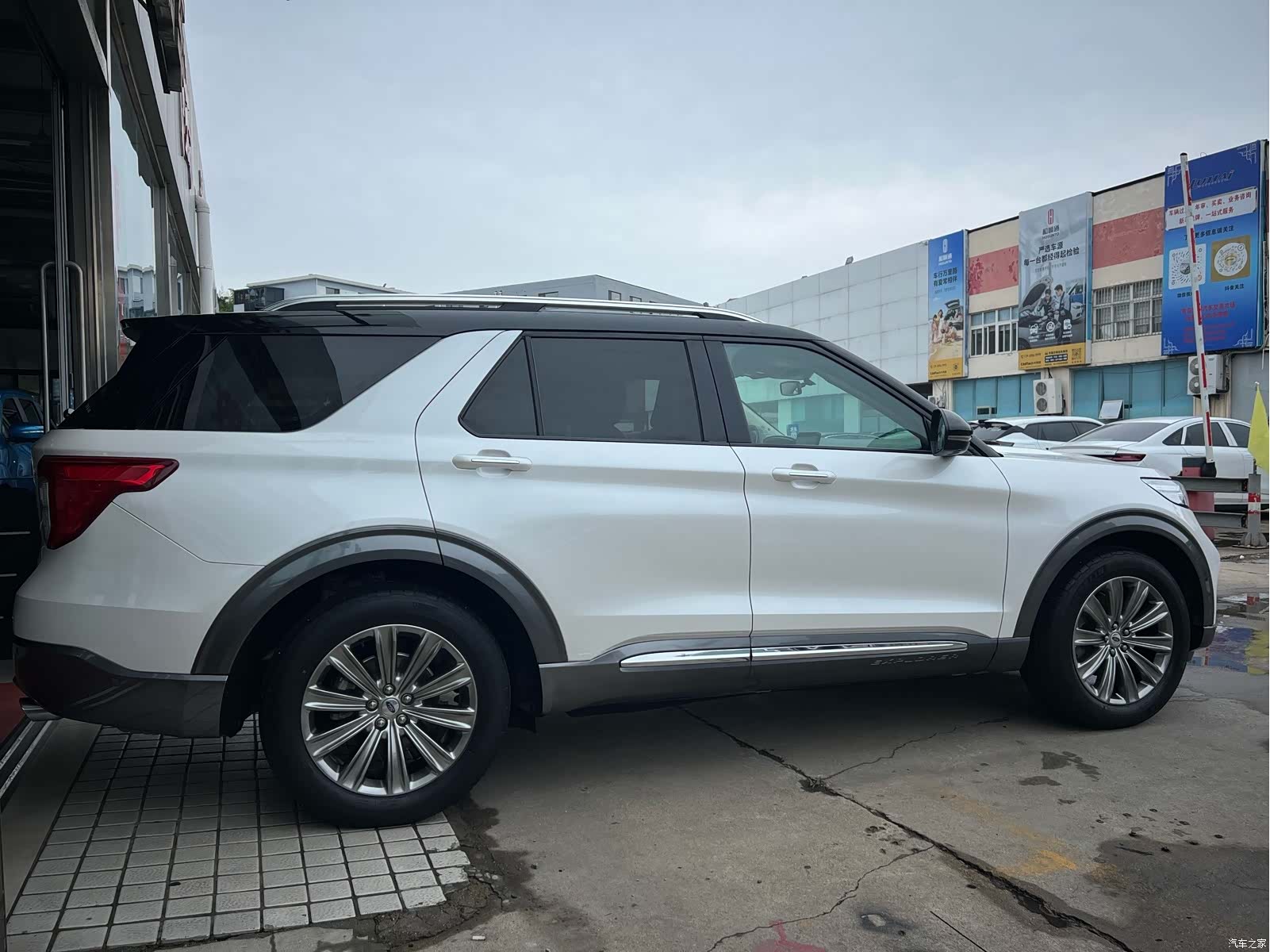 Ford Explorer, 2021 17