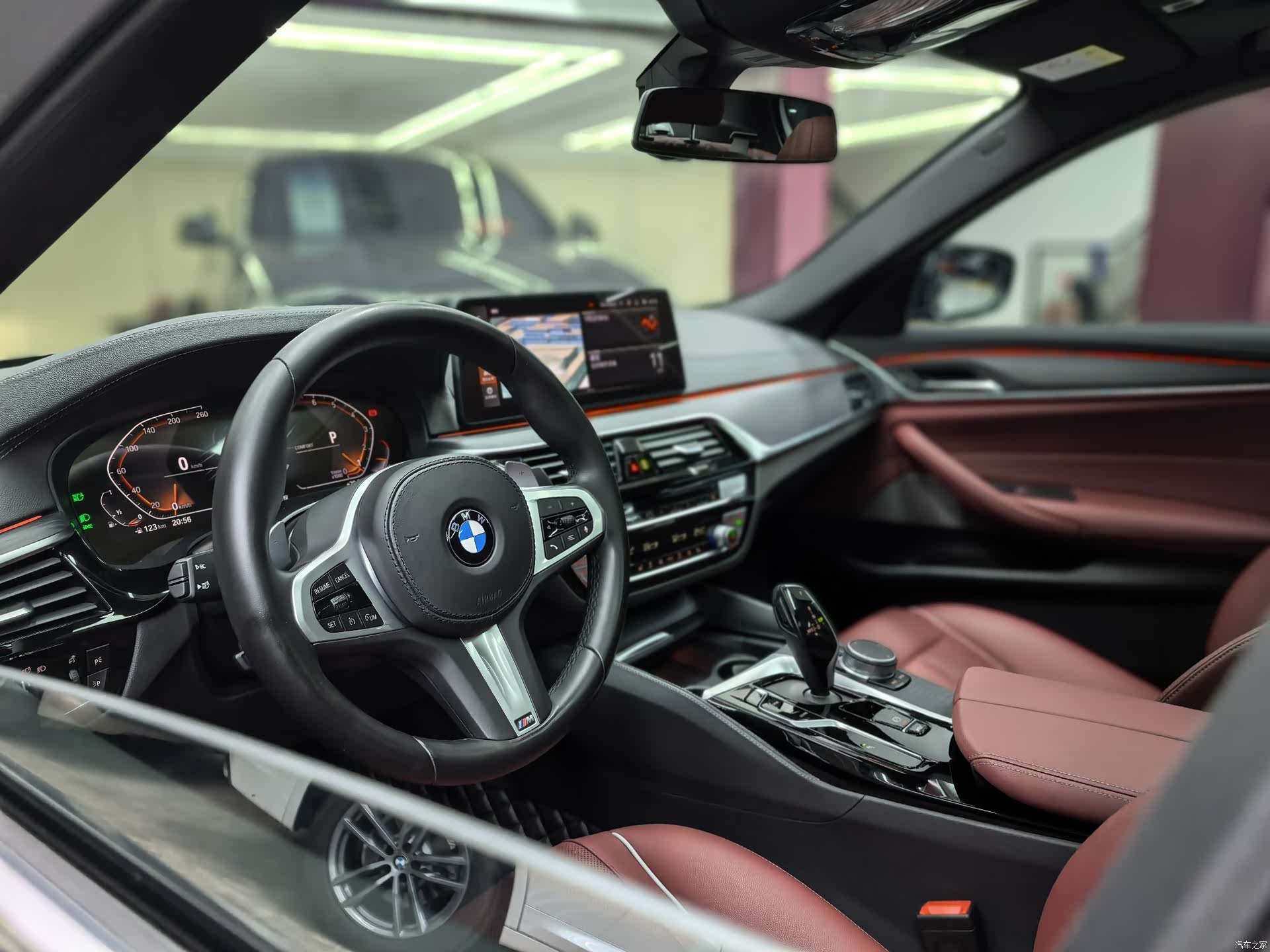 BMW 5 Series, 2022 28