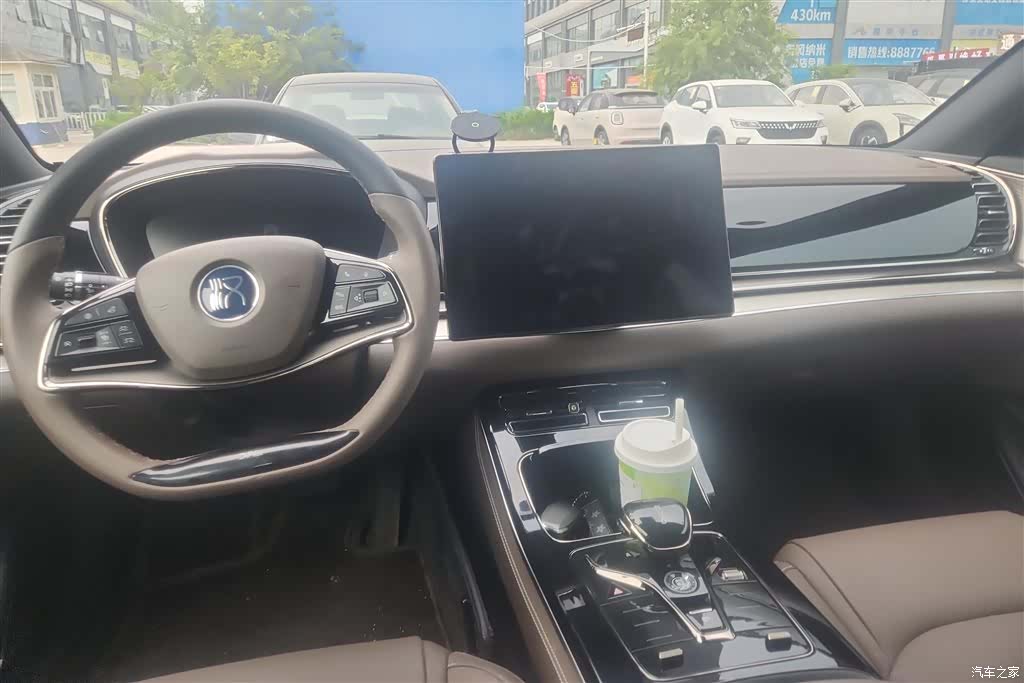 BYD Han, 2022 12