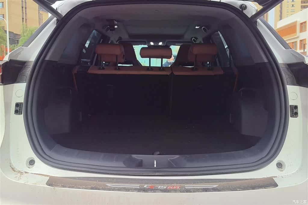 Changan CS75, 2026 4
