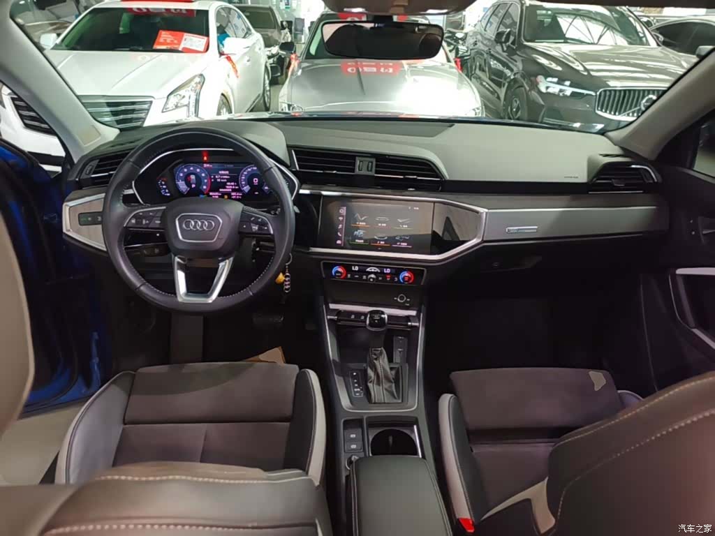Audi Q3, 2019 10