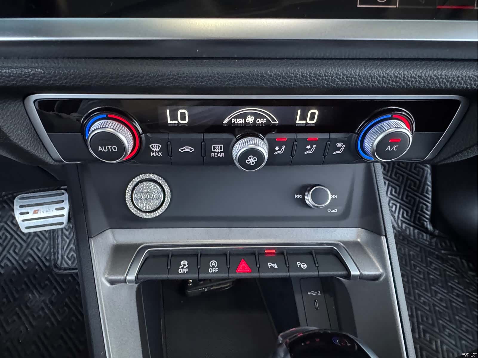 Audi Q3, 2023 15
