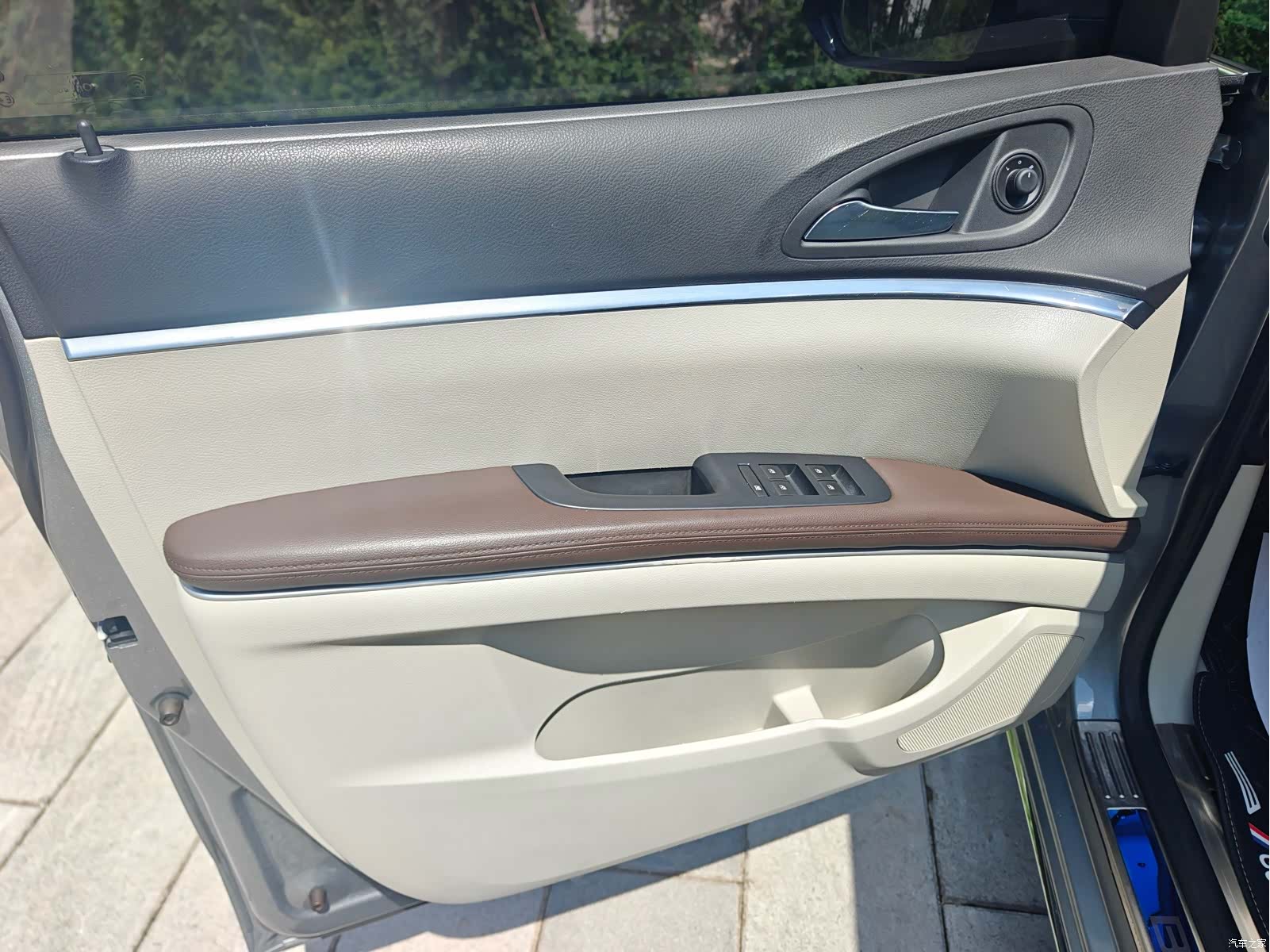Buick GL8, 2023 10