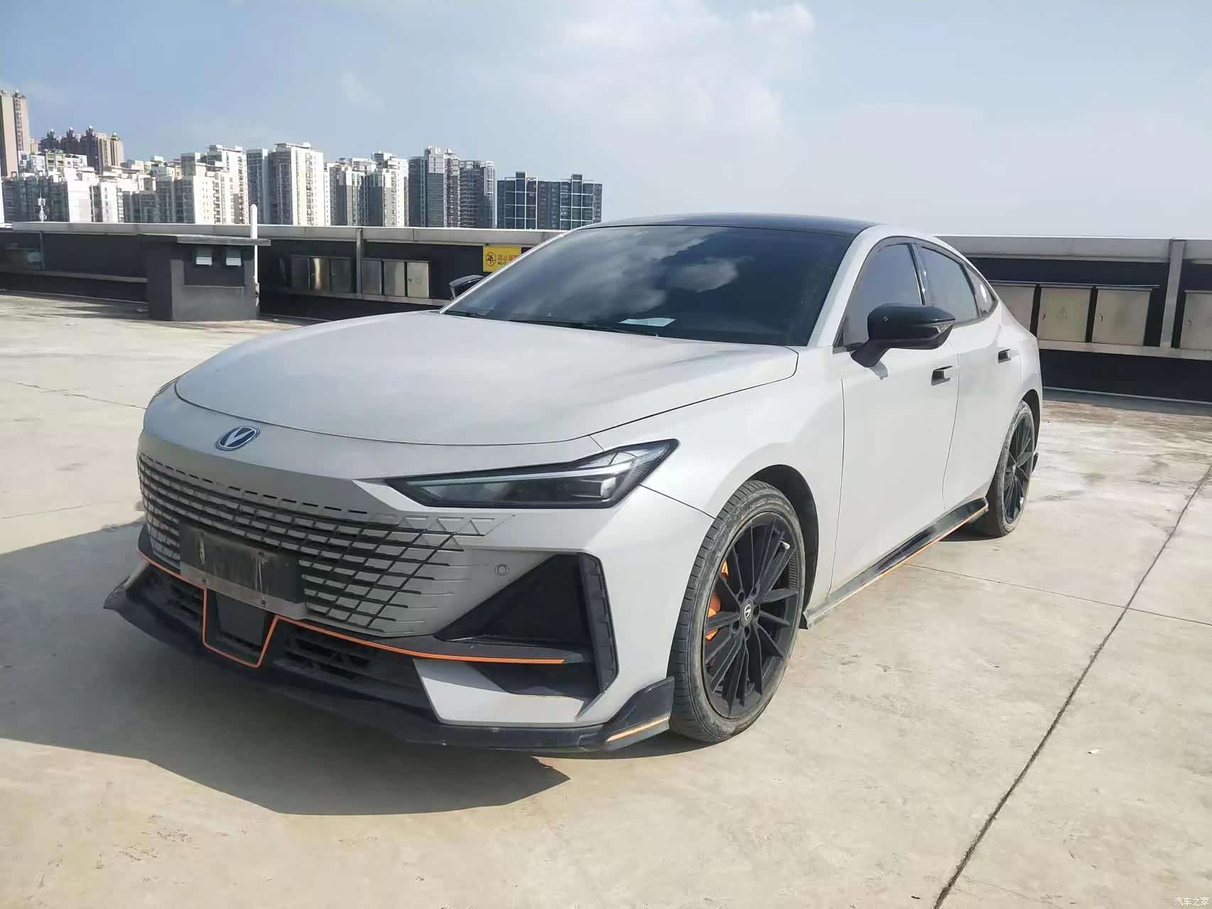 Changan UNI-V, 2022 1