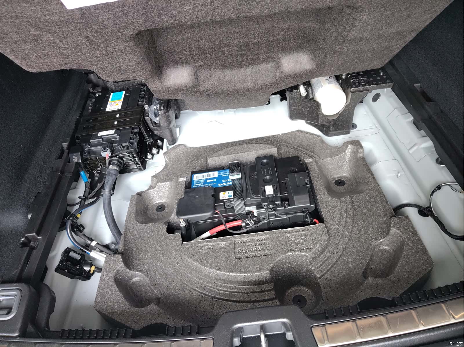 Volvo XC60, 2025 9