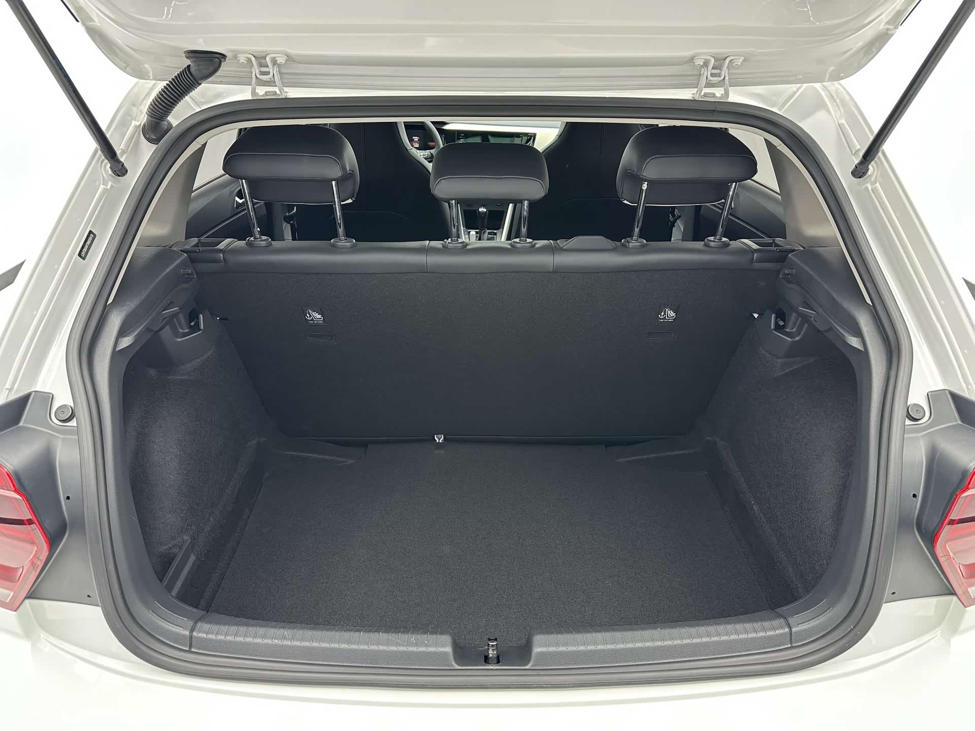 Volkswagen Polo, 2023 16