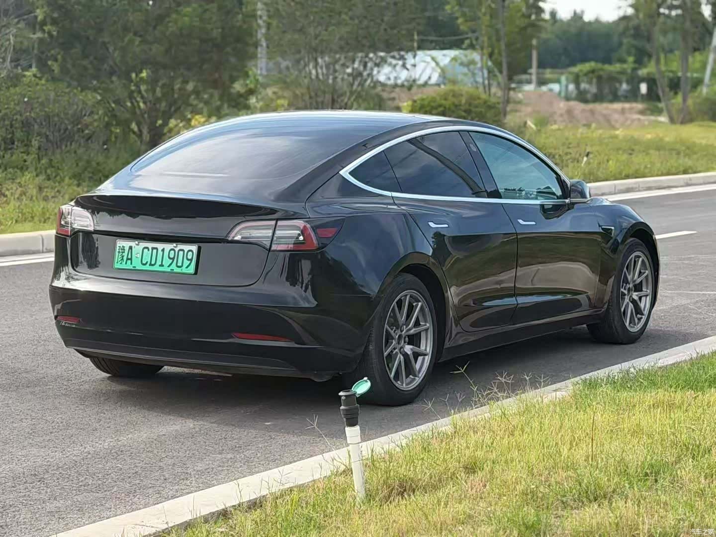 Tesla Model 3, 2020 9