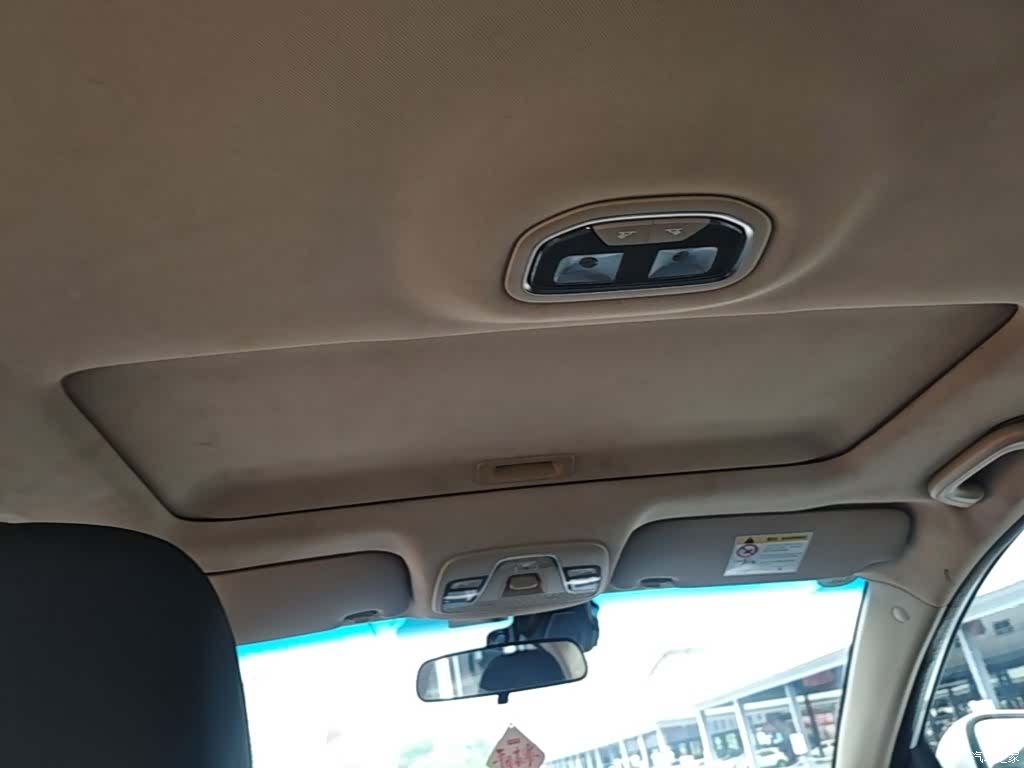Geely Emgrand, 2018 18