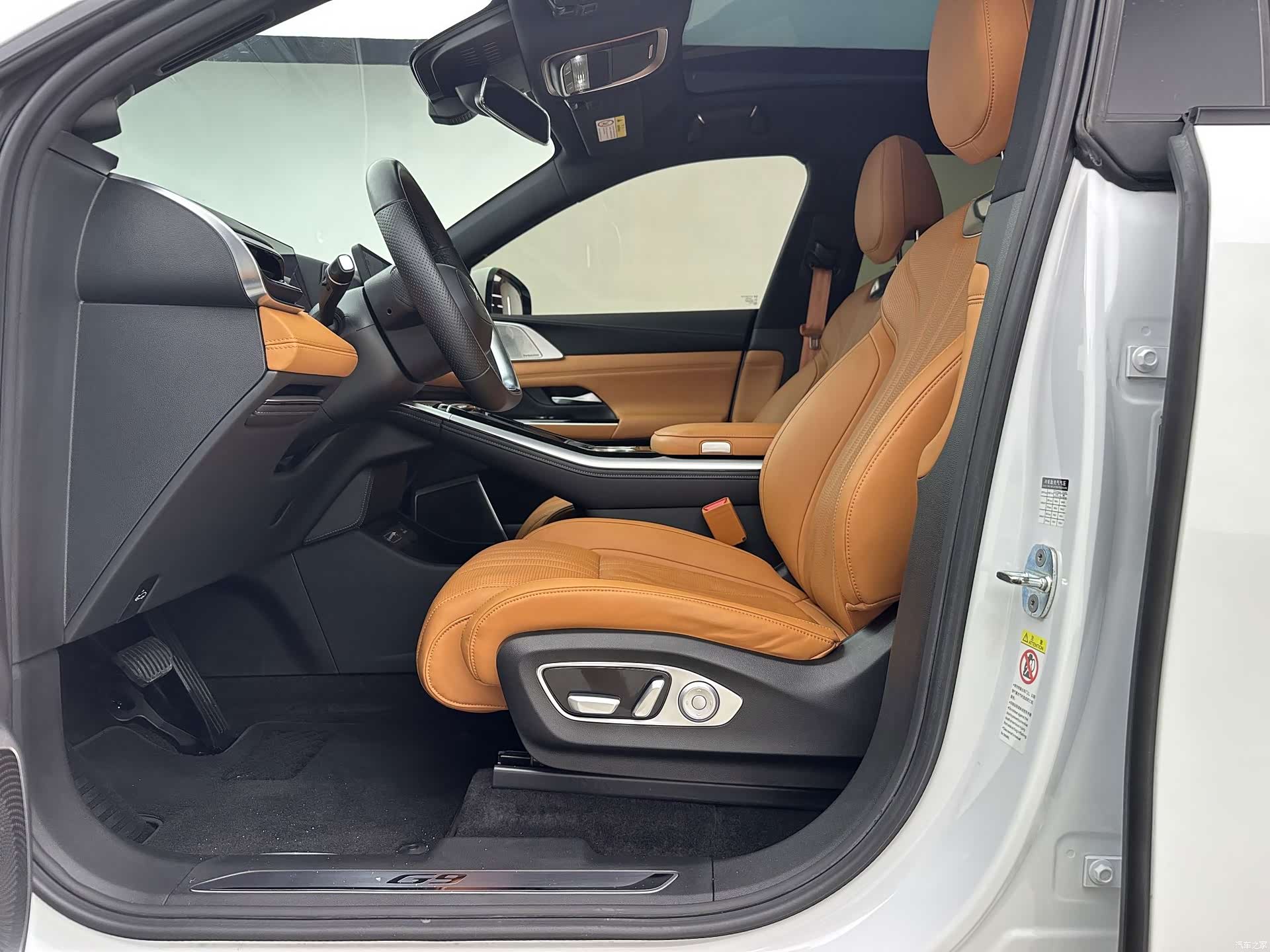 Xpeng G9, 2022 10