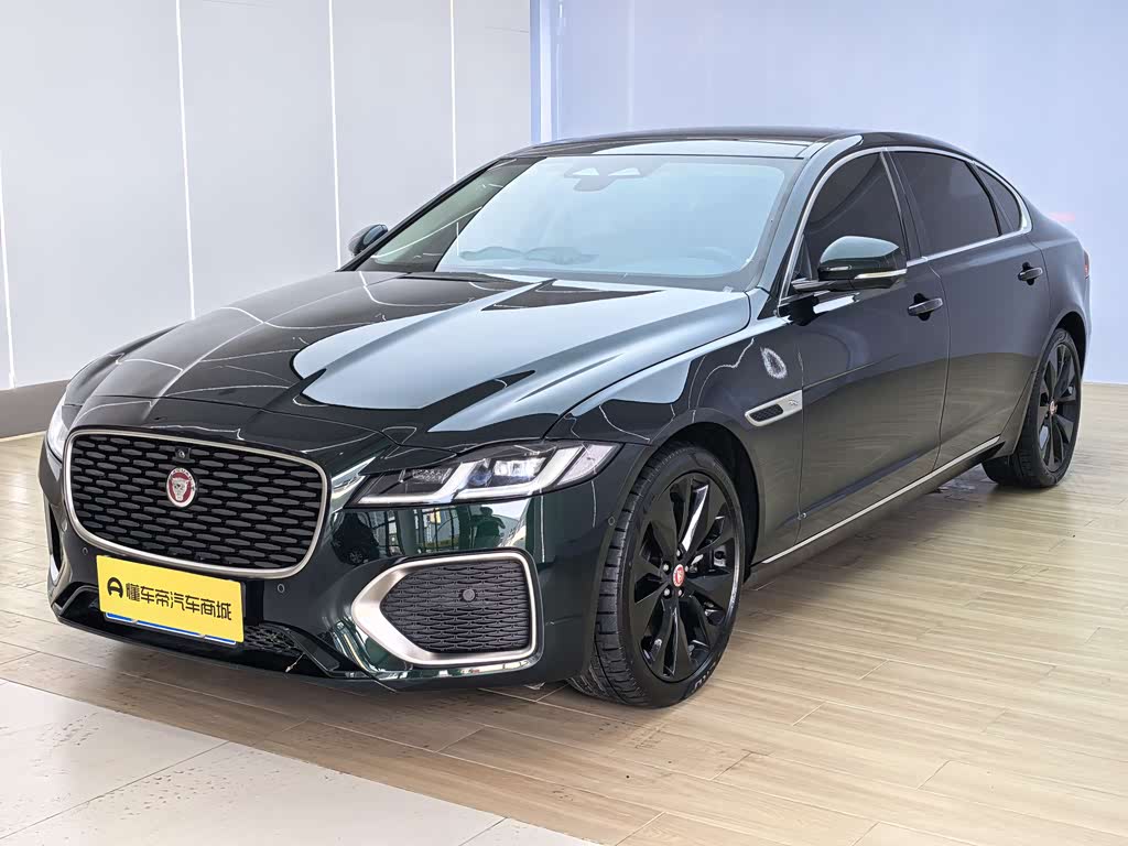 Jaguar XFL