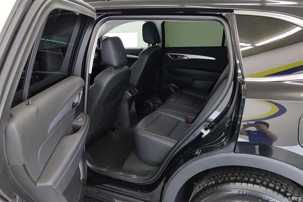 Buick Envision Plus, 2025 11