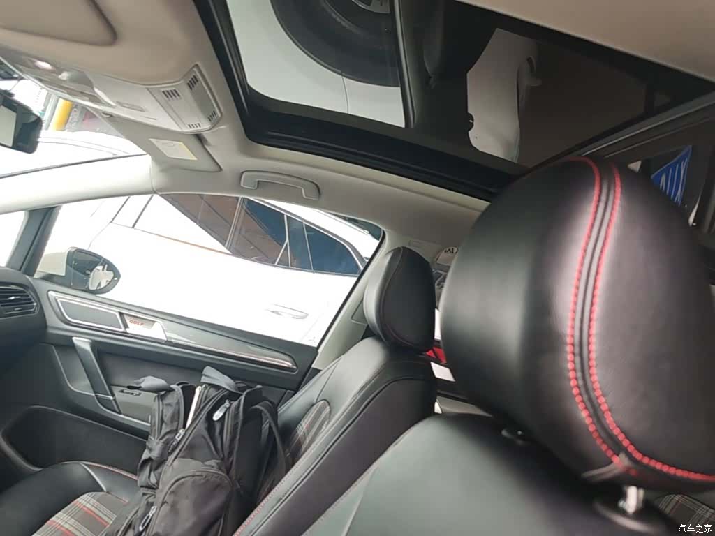 Volkswagen Golf, 2017 18