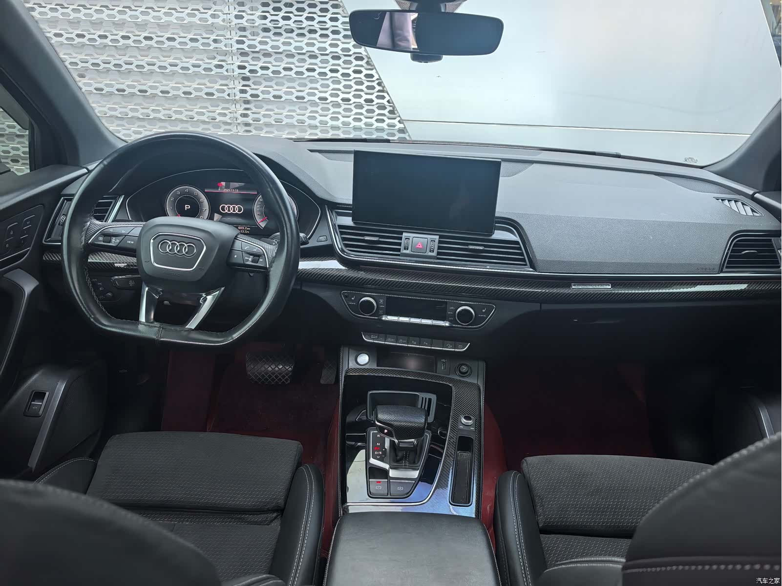 Audi Q5L, 2021 10