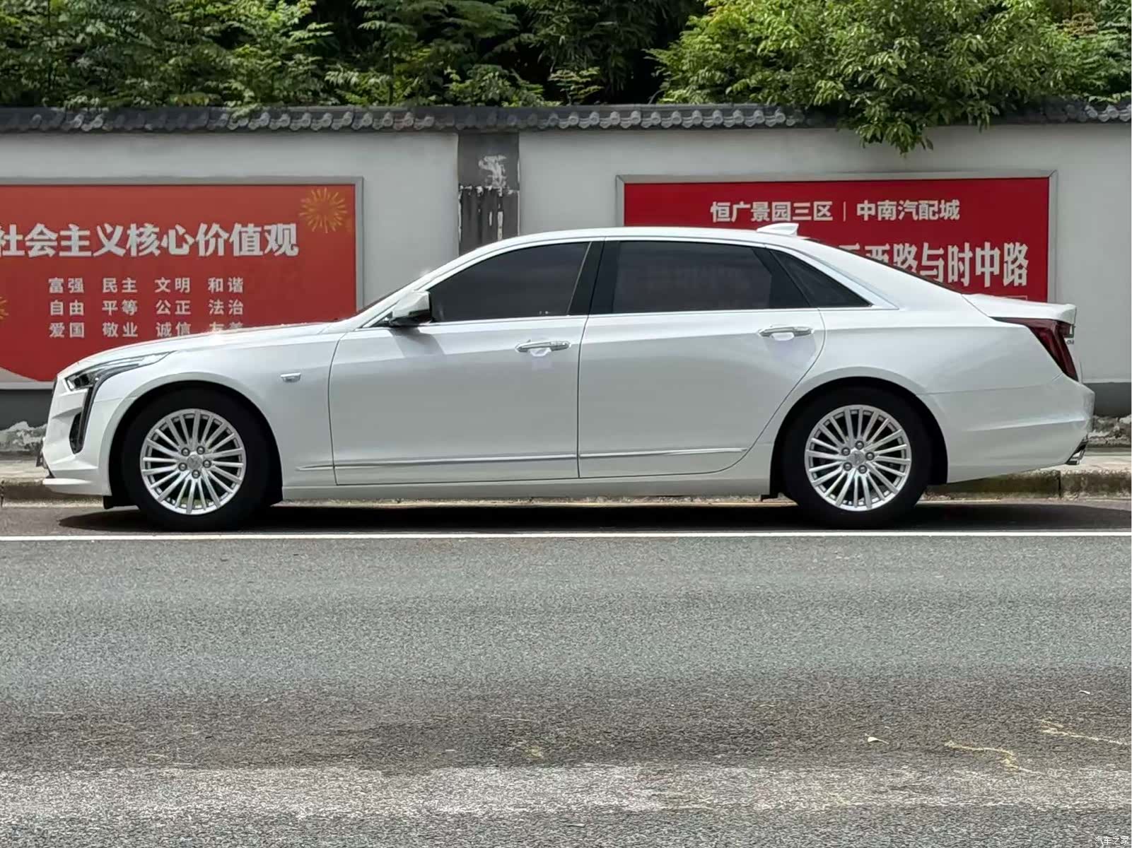 Cadillac CT6, 2021 3
