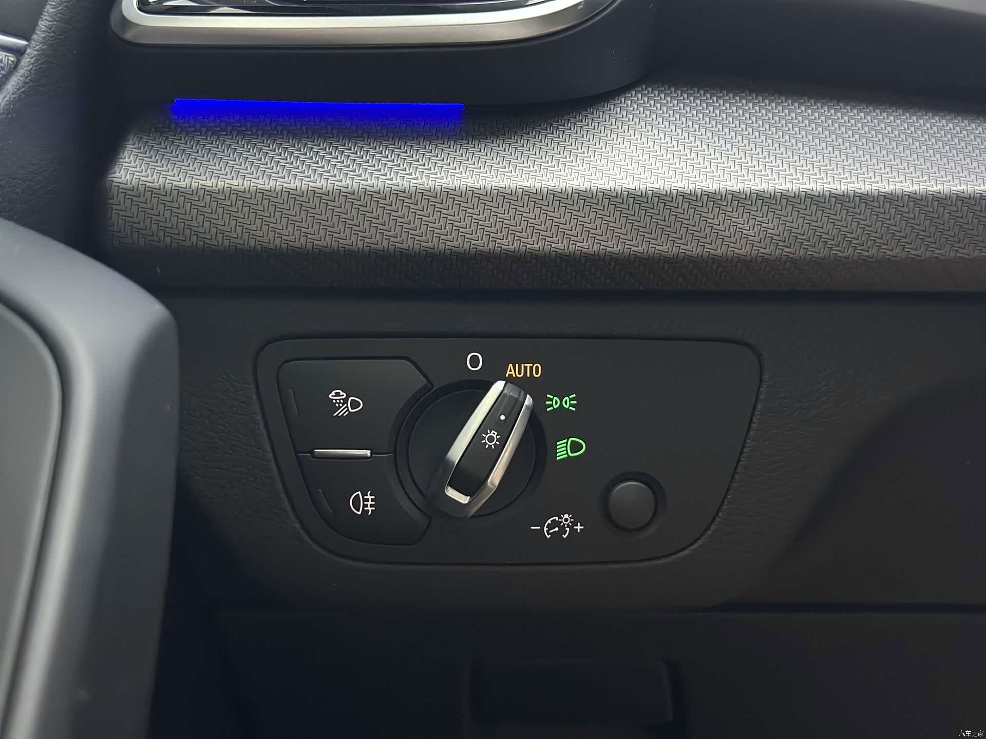 Audi Q5L, 2022 17