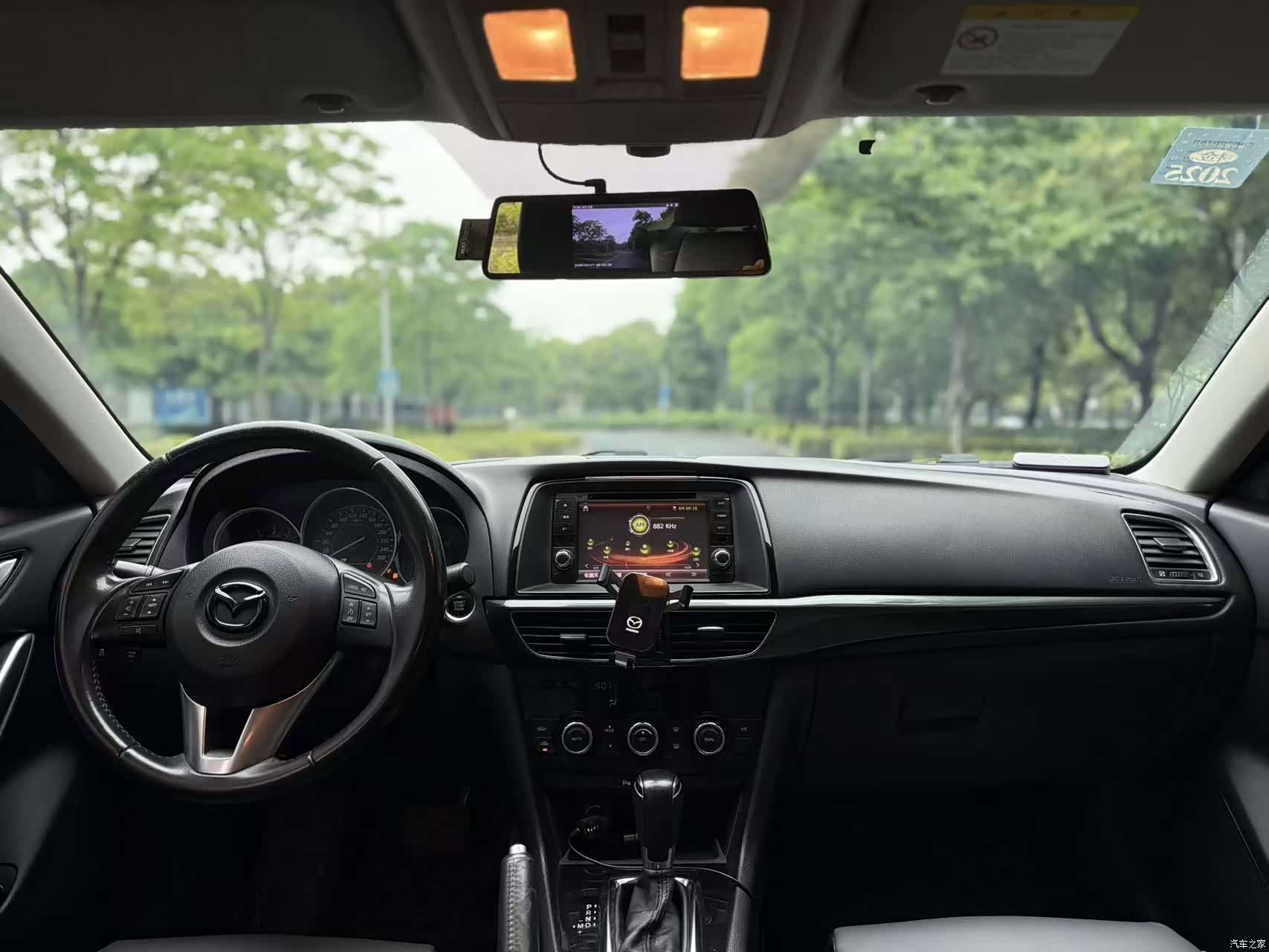 Mazda Atenza, 2014 8