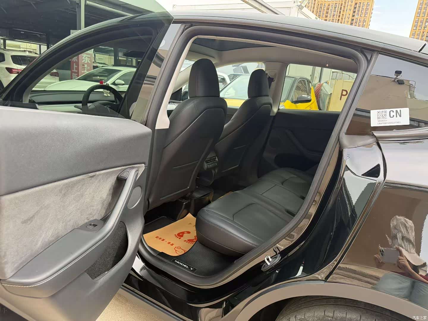 Tesla Model Y, 2024 все фото