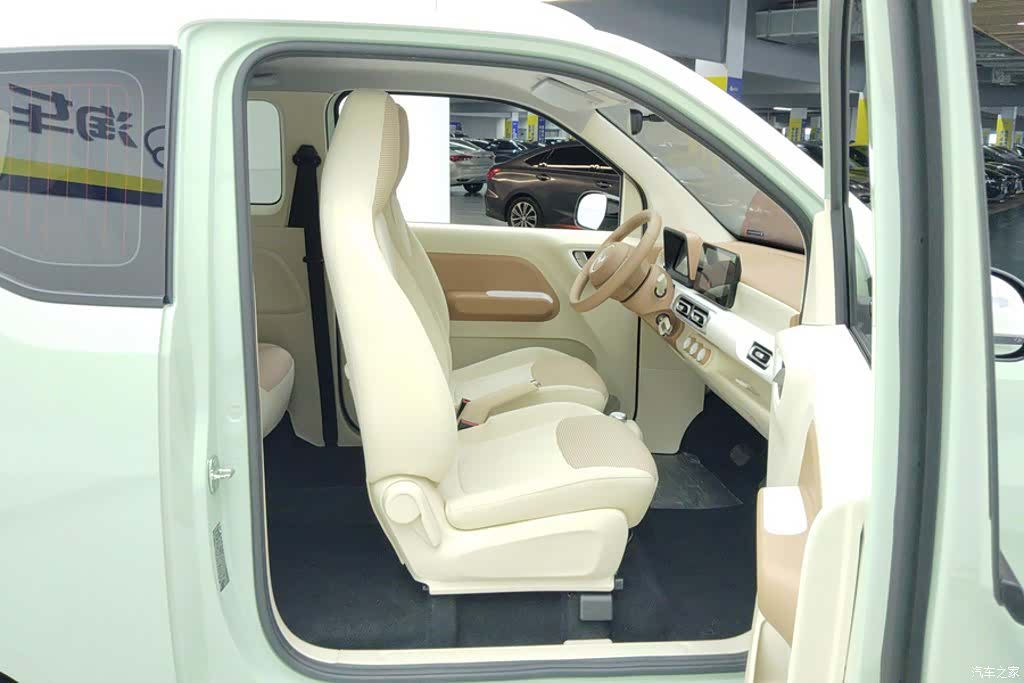 Wuling MINIEV, 2024 8