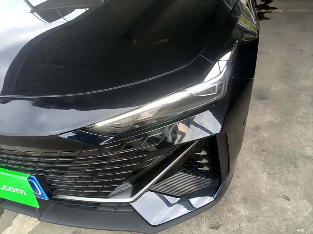 Changan UNI-V, 2022 15