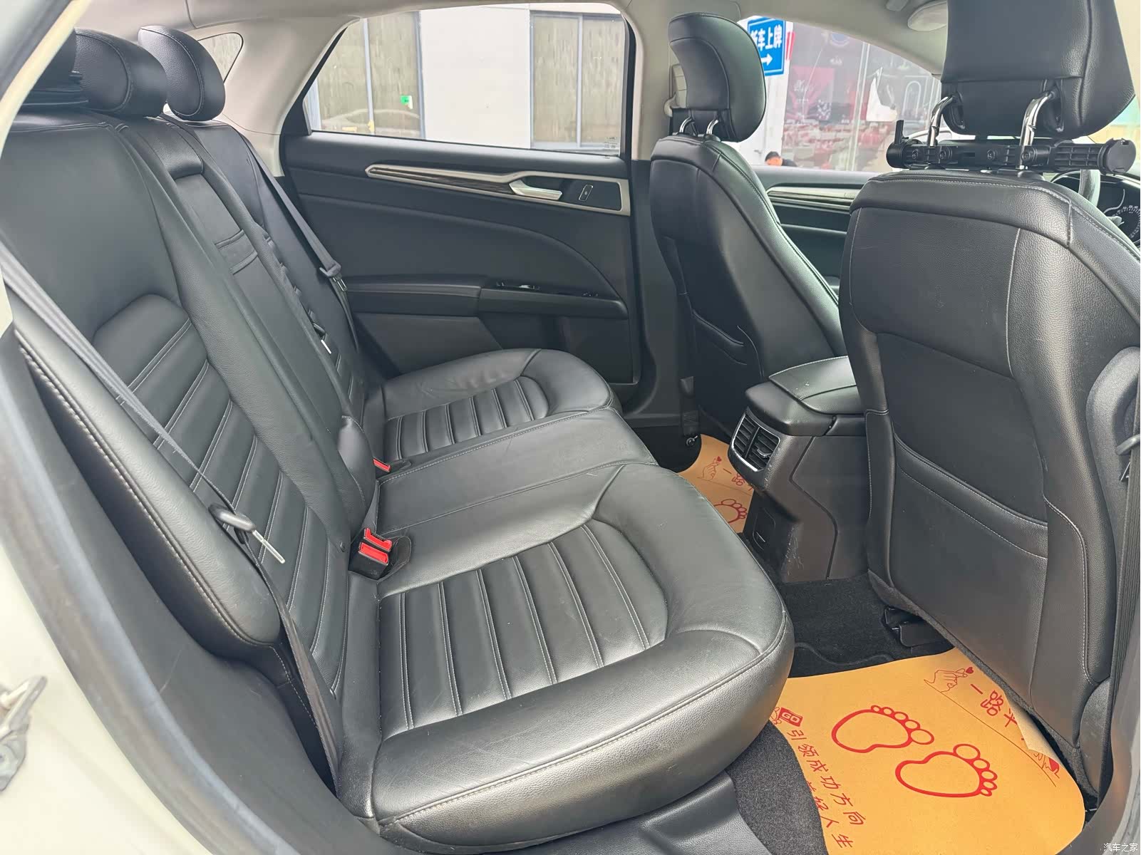 Ford Mondeo, 2016 12