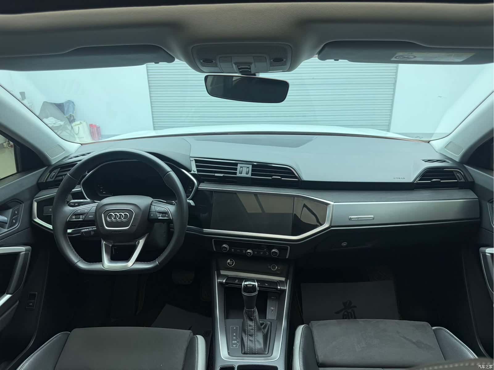 Audi Q3, 2023 14