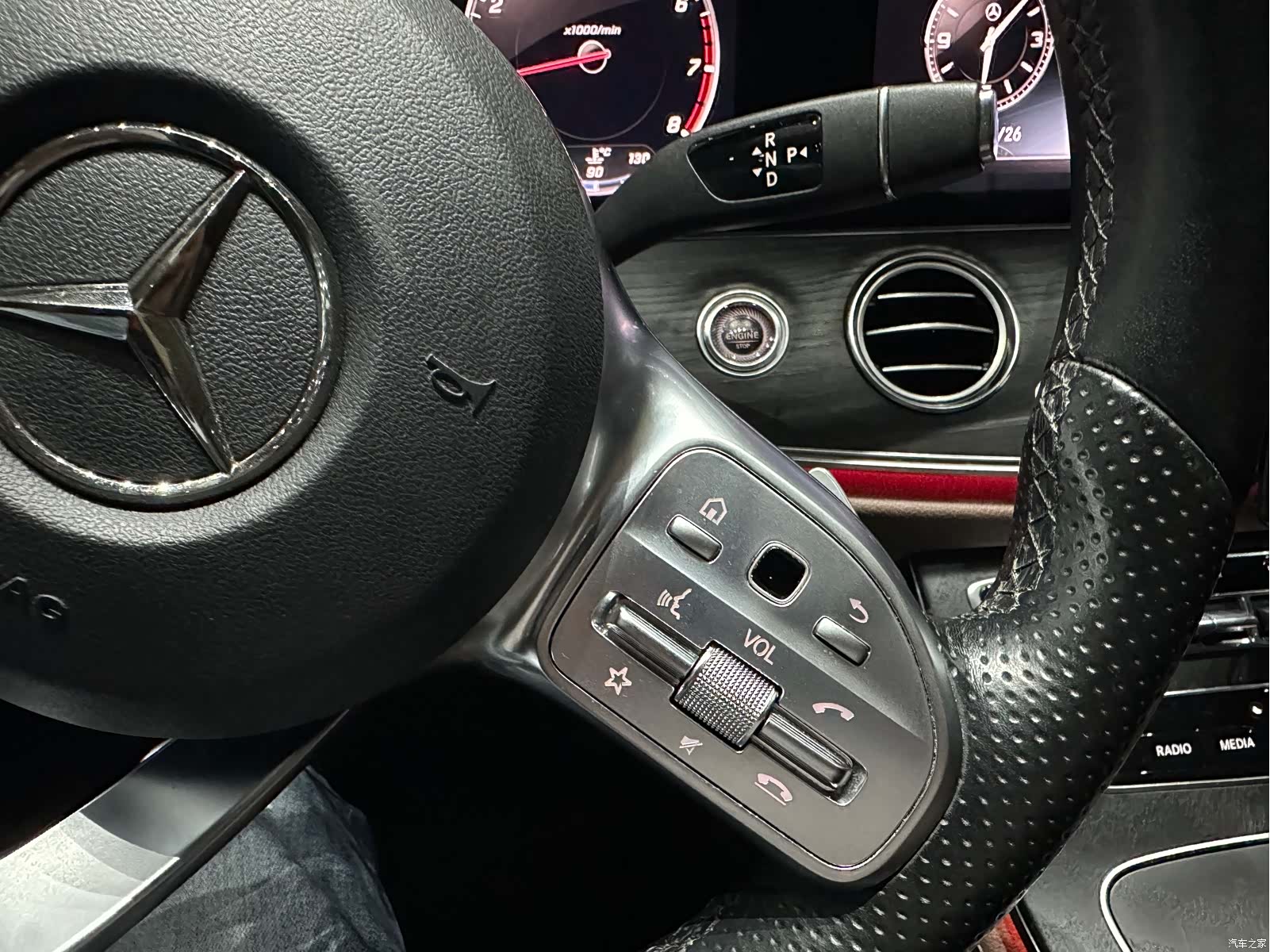 Mercedes-Benz E-Class, 2019 9