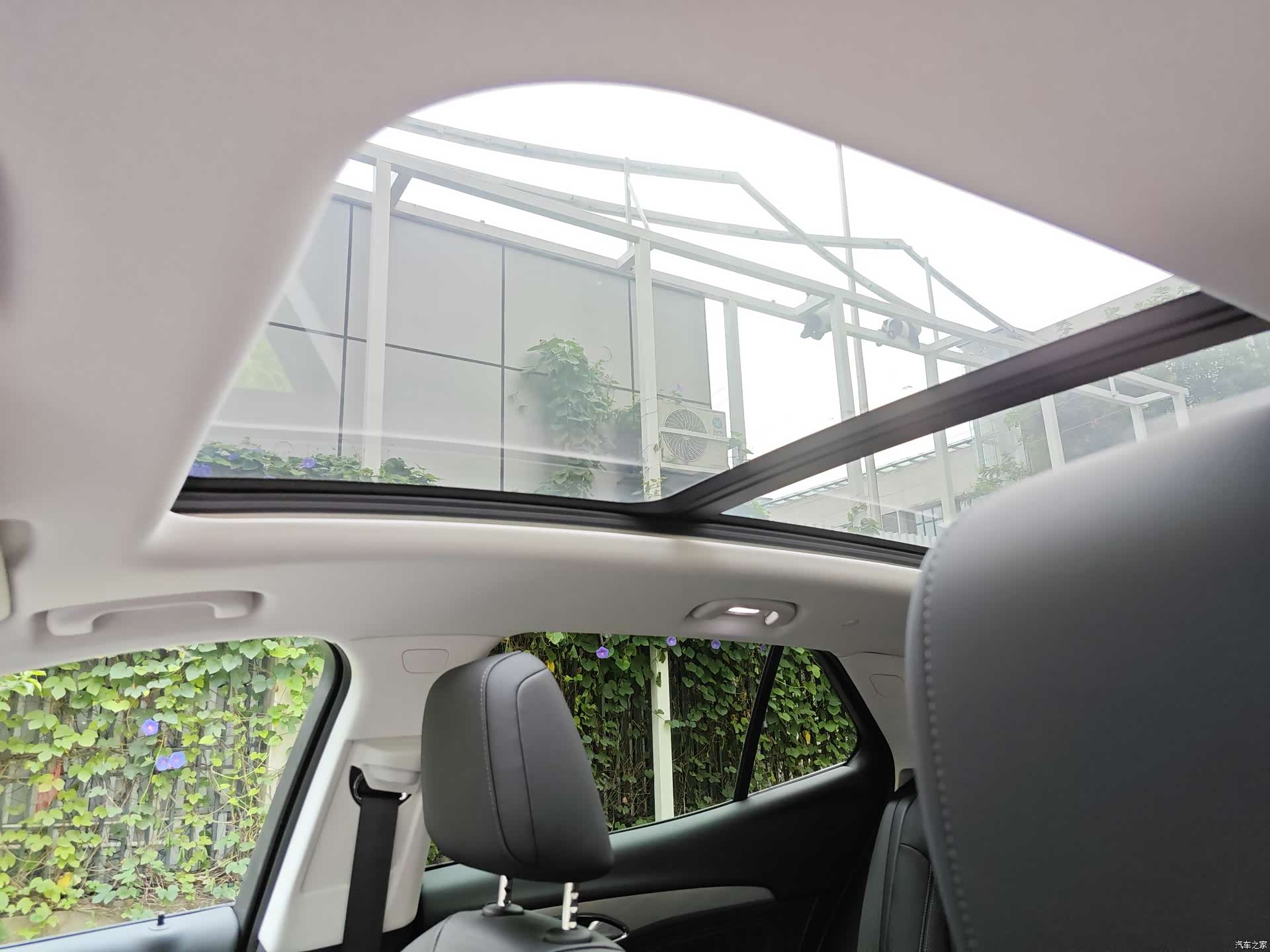 Buick Envision, 2025 15