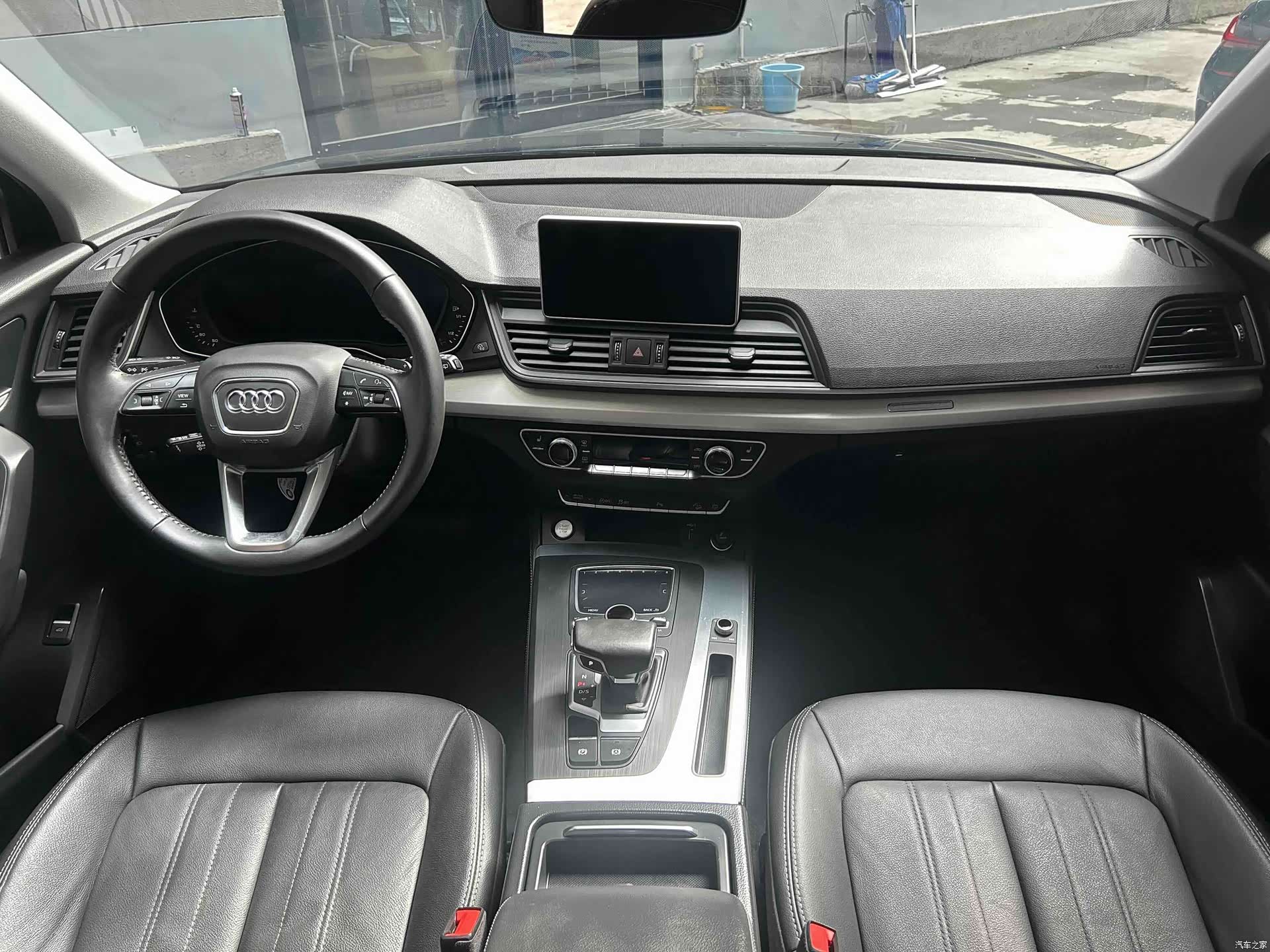 Audi Q5L, 2020 11