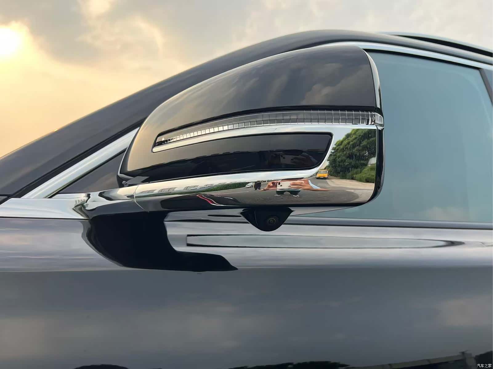 Hongqi 4, 2022 12